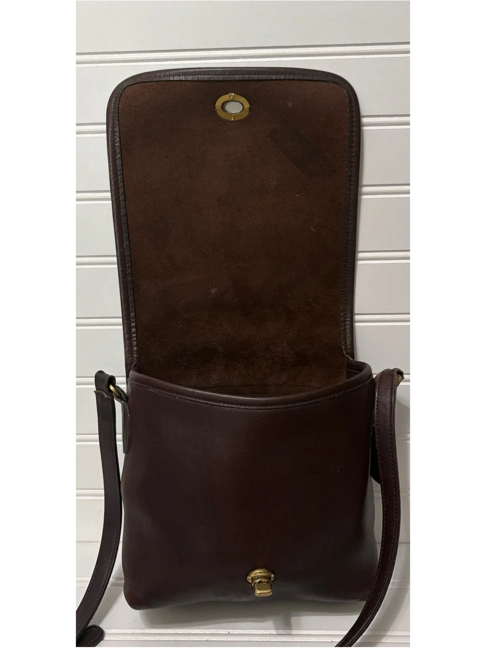COACH Vintage Companion Flap Brown Leather Small Crossbody Shoulder Bag 9076